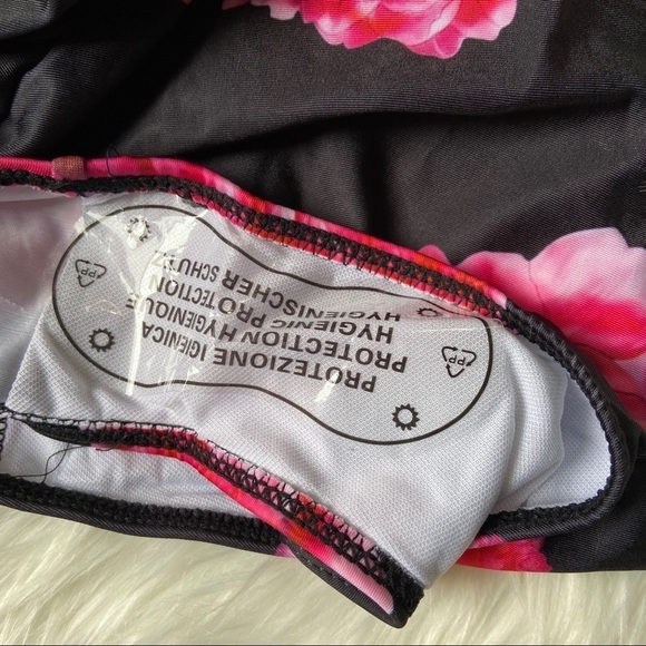 Zaful Black Pink Floral lace up Swimsuit M… - Picture 8 of 8